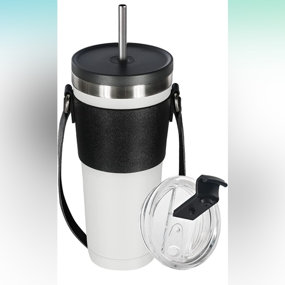 Other - Classic premium 25oz. insulated stainless steel tumbler with 2 lids and a straw